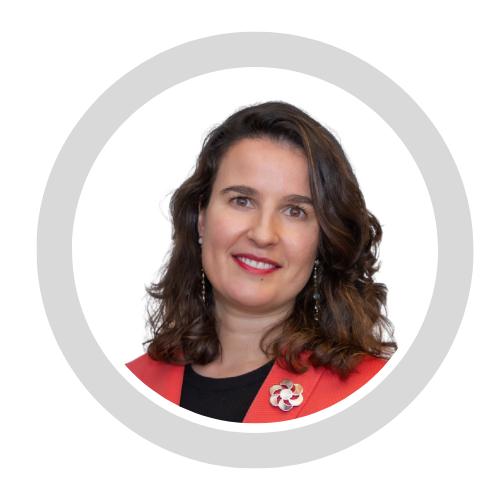 Portrait of Dr. Filipa Godoy-Vitorino in a red blazer